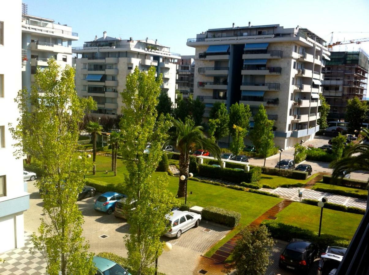 Domus Aries Montesilvano Marina Exterior foto