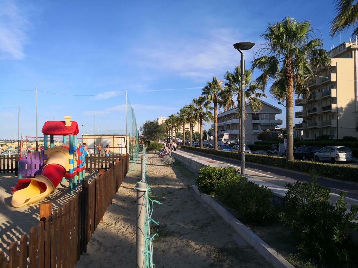 Domus Aries Montesilvano Marina Exterior foto