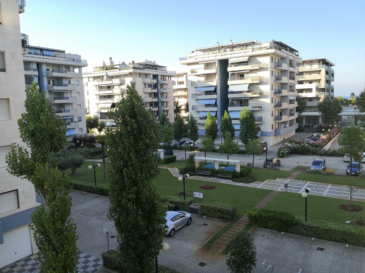 Domus Aries Montesilvano Marina Exterior foto